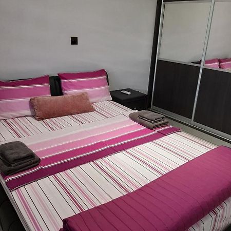 2 Bedroom Apartment-Mediterranean Type Paphos Exteriör bild
